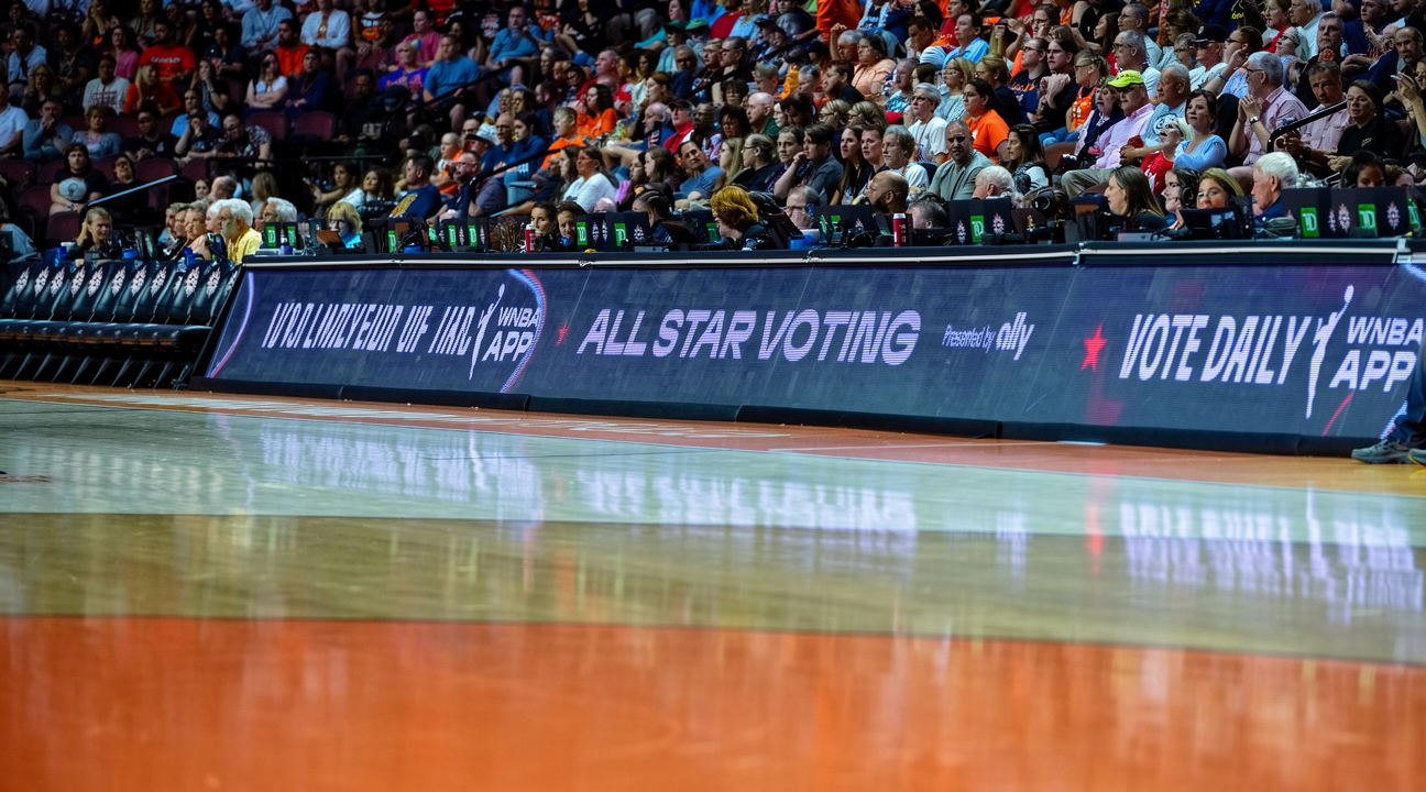 BAJIE SPORTS - WNBA 全明星选秀花絮：Weatherspoon 与 Cooper 选边，Bueckers 与 Clark 成焦点 - 八戒体育
